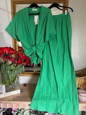 Commense Green Pants Set | Tie Waist Flutter Sleeve Chic Matching Set NWT